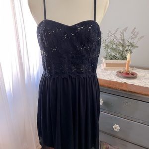 Navy blue dress. Size 7. Used. Excellent